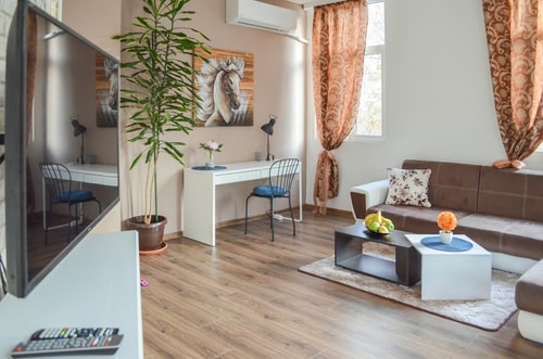 Two Bedroom Luxury Apartment in top center 10 Flat Manager Booking