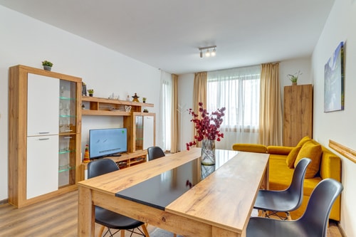 Villa Kometa  – 1BD Apt with Balcony & Forest View 0 Flat Manager Booking