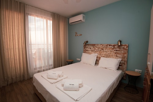 Romantic Getaway 1-BD Apartment with Sea View 10 Flat Manager Booking