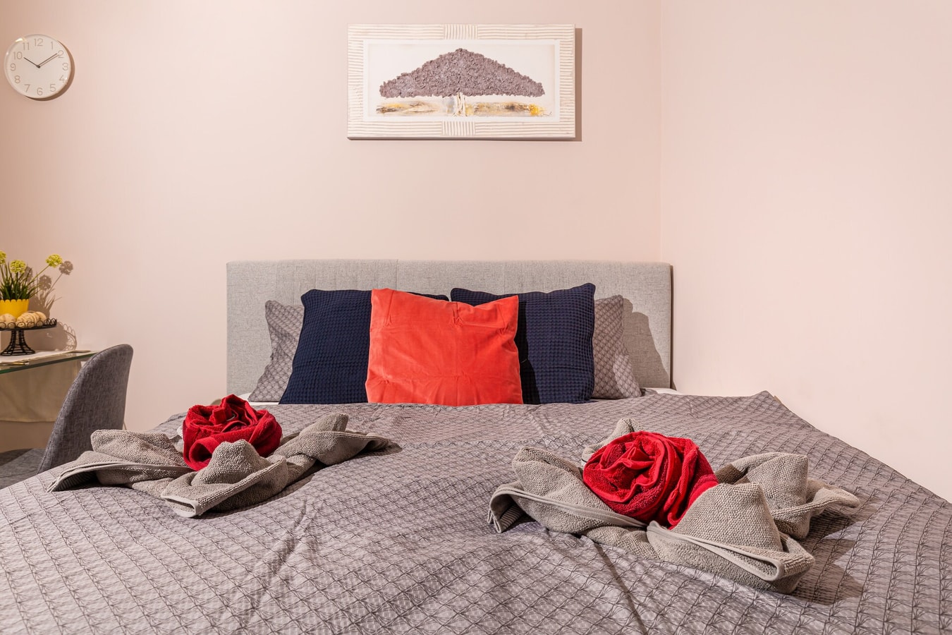 Stella 1&2 ~ 2 studios close to Singing Fountains 8 Flat Manager Booking