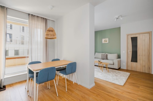Modern and Central: 1BD Flat with Balcony 0 Flat Manager Booking