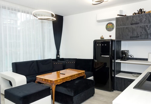 New Black & White Flat 5 Min Away From Sea Garden 0 Flat Manager Booking