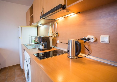 Cozy Colorful Studio at the foot of the Mountain 5 Flat Manager Booking
