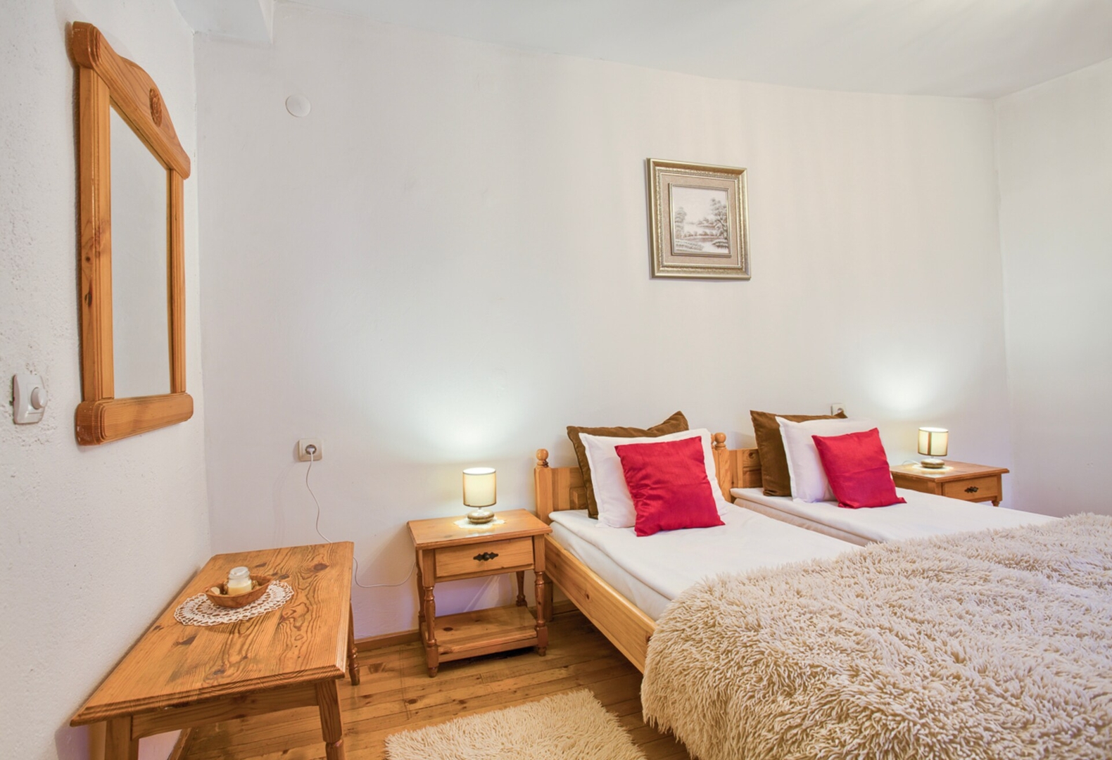 4- BDR House Monument of Culture & Architecture 11 Flat Manager Booking