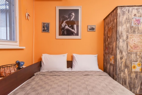 Vintage Spot - Colorful One-Bedroom Apartment 2 Flat Manager Booking