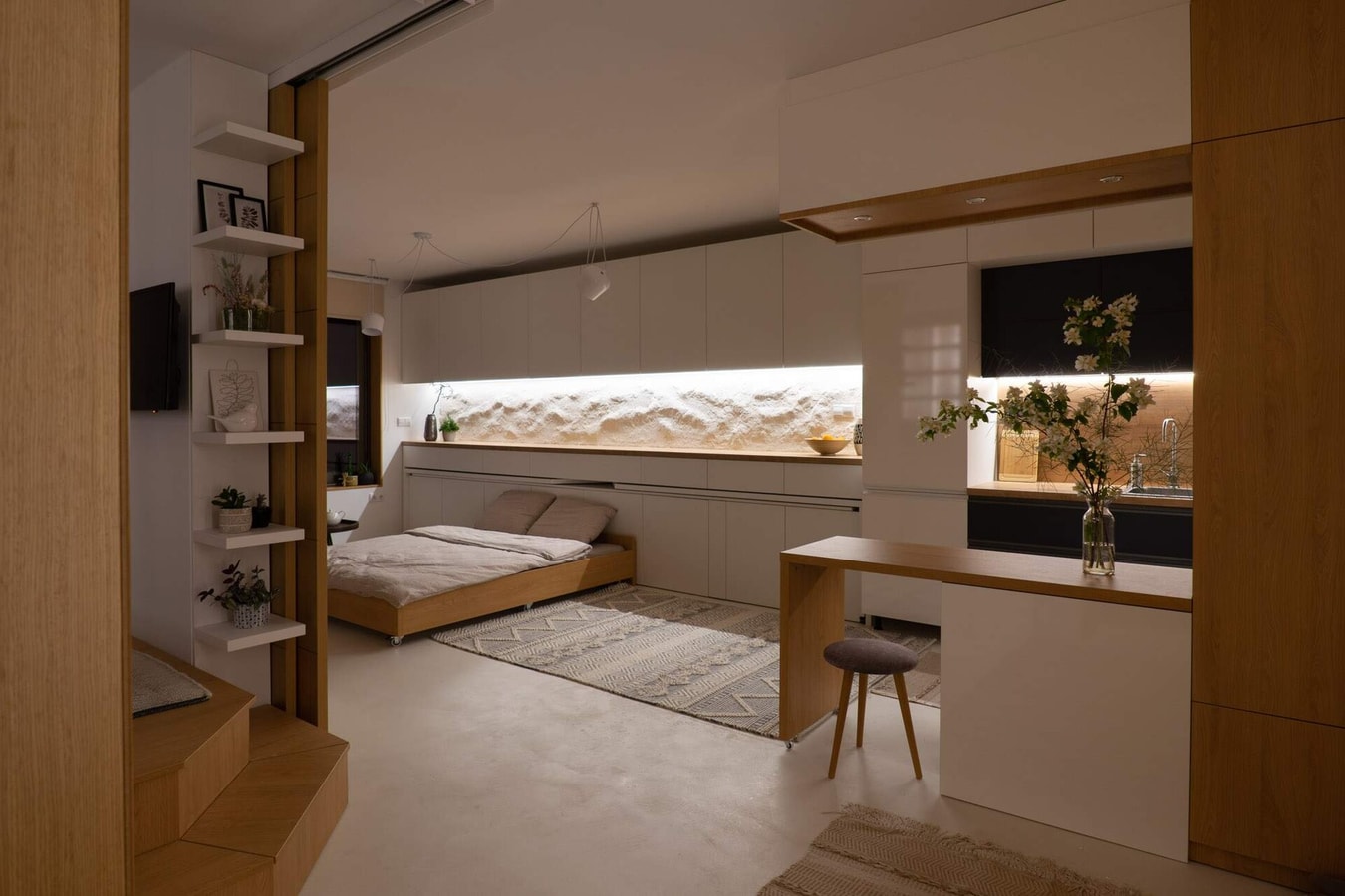 Smartly Designed Flat with Balcony & Parking 20 Flat Manager Booking