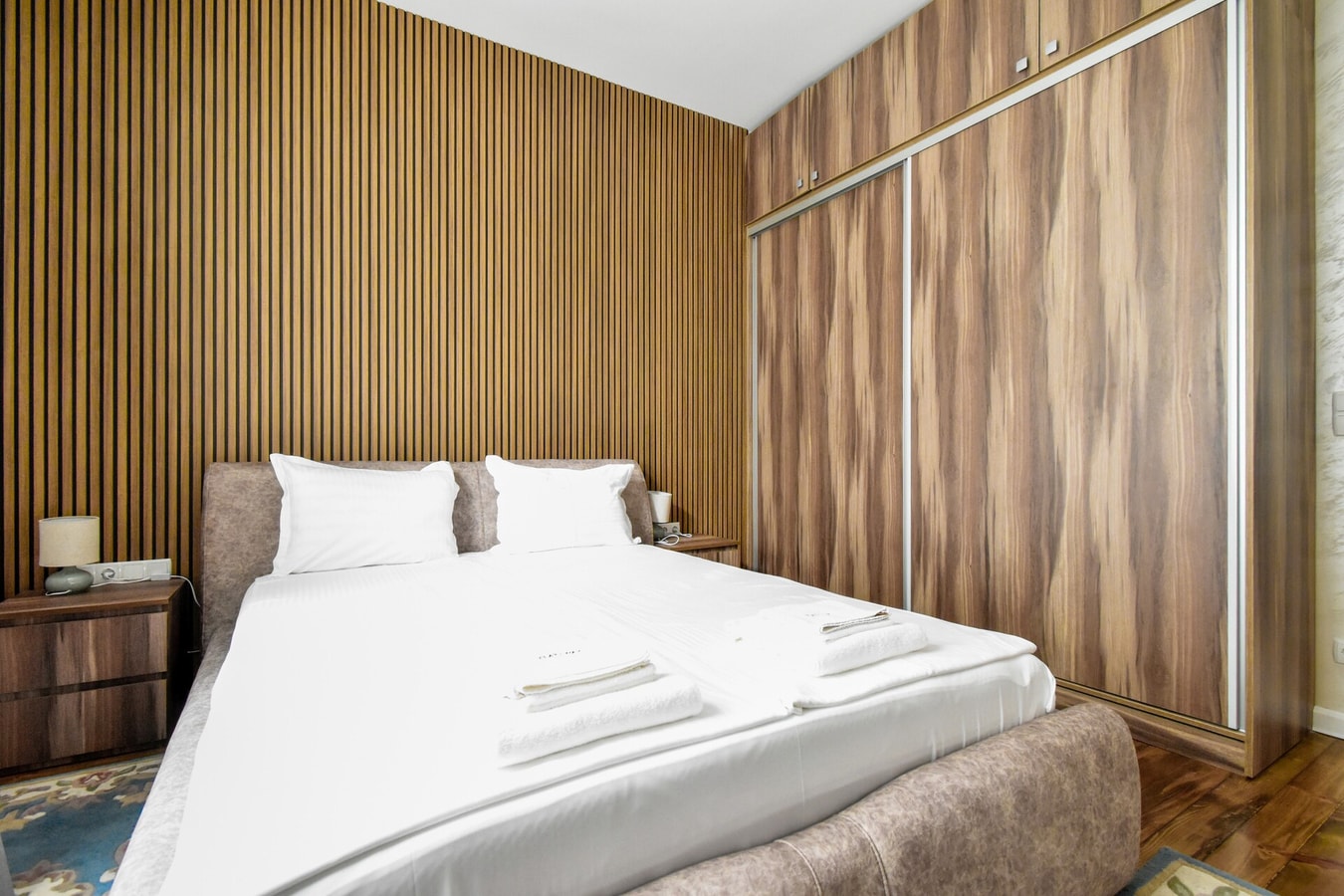 Blue Breeze Apartment 10 Flat Manager Booking