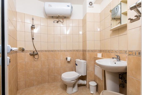 Sunny 1BD Apartment in OLD TOWN 11 Flat Manager Booking