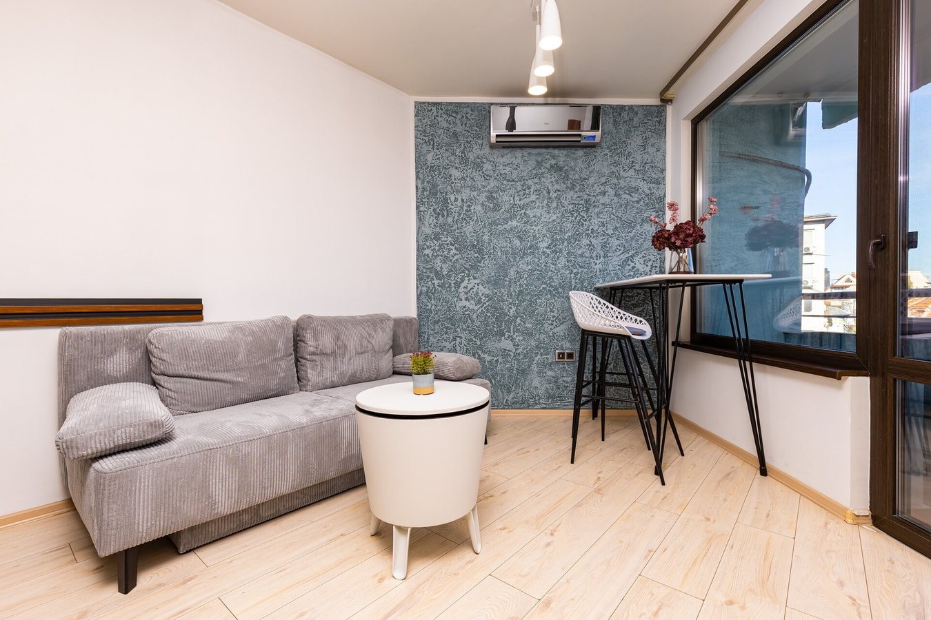 Nikolaos Apartment Flat Manager Booking