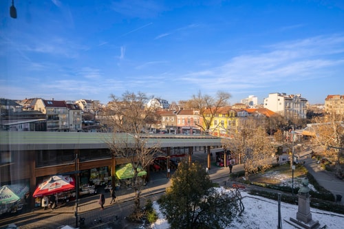 Charming 1BD Apartment Next to Women's Market 17 Flat Manager Booking