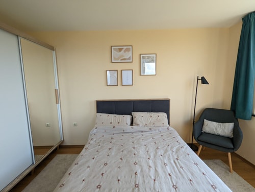 Stylish 2BD Apartment with Panoramic Mountain View 8 Flat Manager Booking