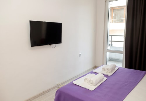 2-Bedroom Apartment in Prime Varna Location 13 Flat Manager Booking