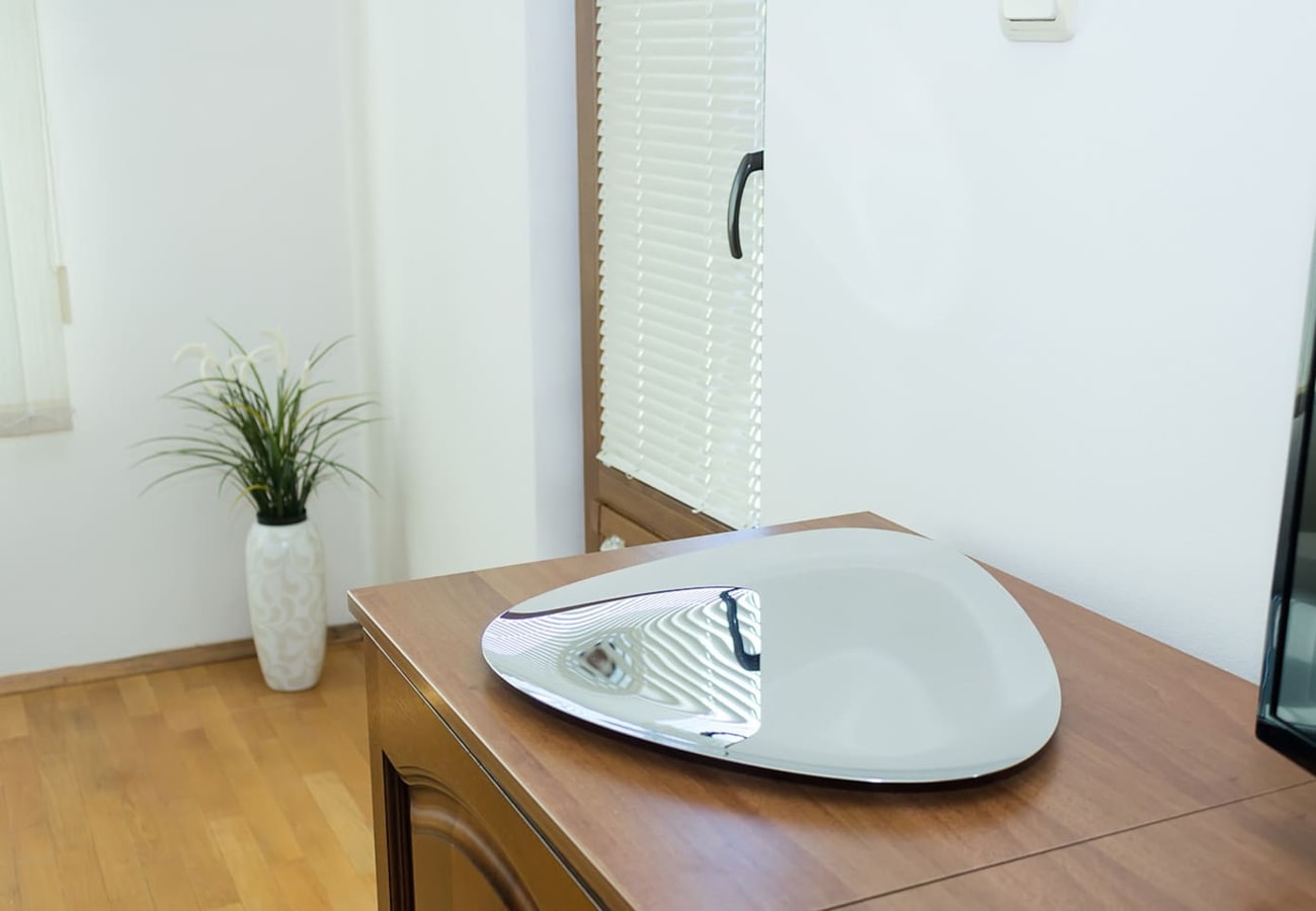 Leisurely Stay by the Sea Garden / 1-BDR Apartment 11 Flat Manager Booking