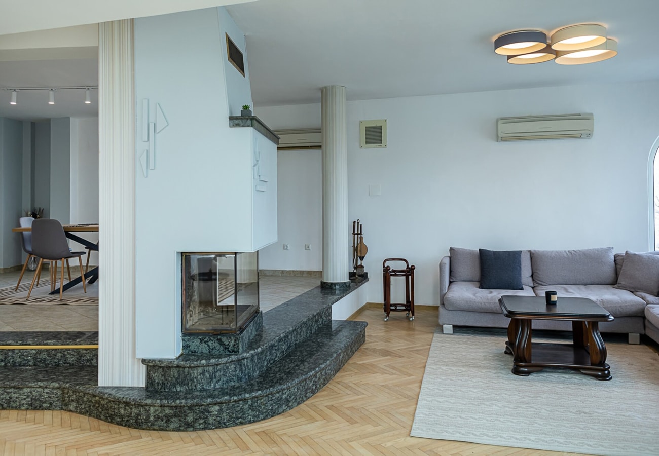3BD Maisonette with Sea Views - Next to Sea Garden 6 Flat Manager Booking