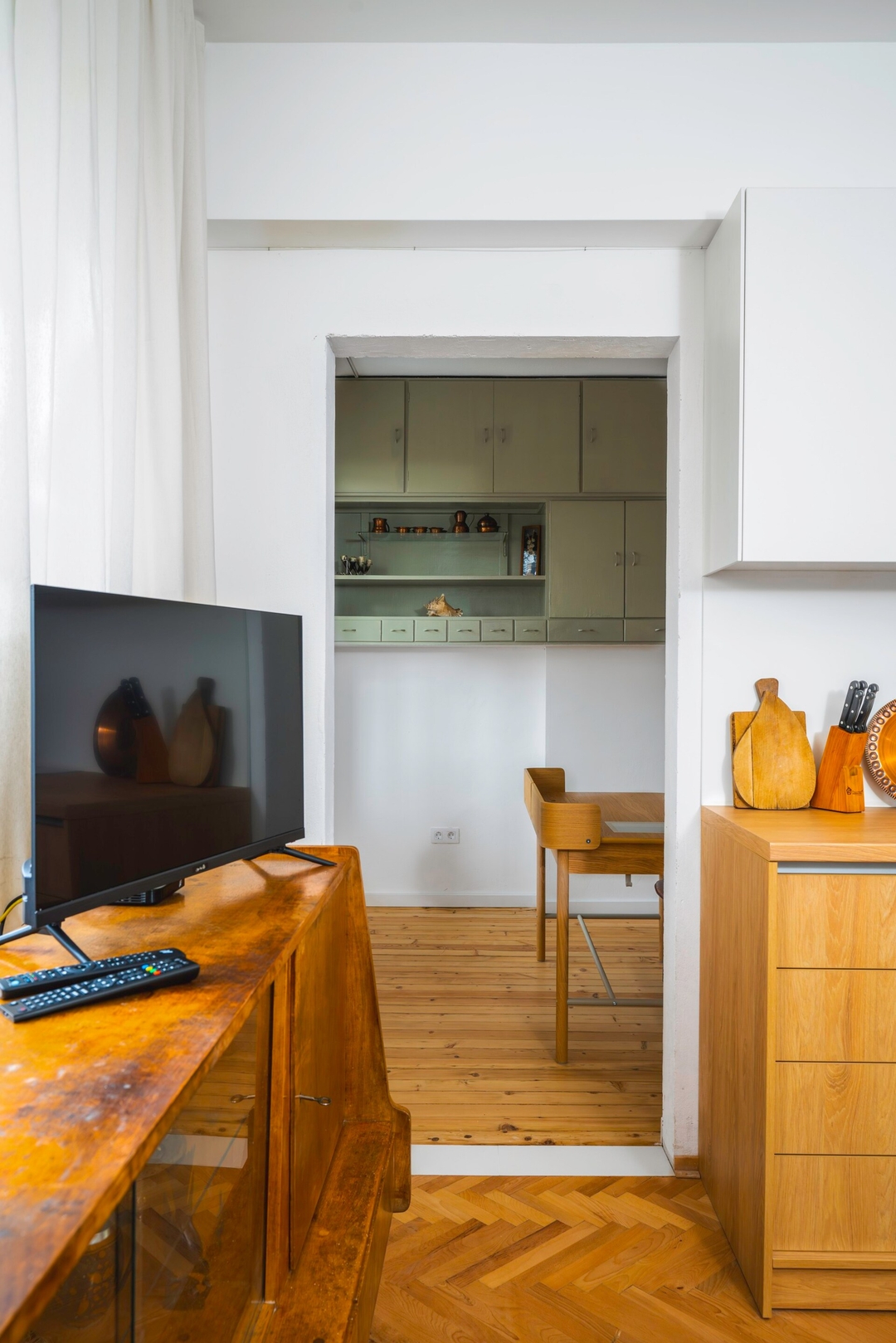 The Vintage Spot - 2BD Flat 11 Flat Manager Booking