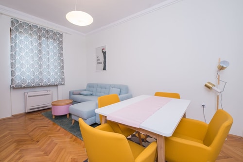 Designer, Business, Central, 1BDR Apartment 14 Flat Manager Booking