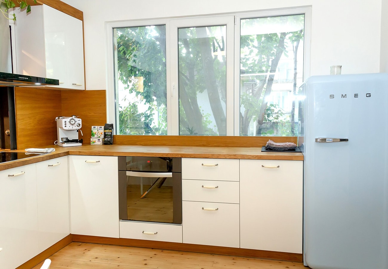 Bright & Spacious Apartment with a Charming Balcon 12 Flat Manager Booking