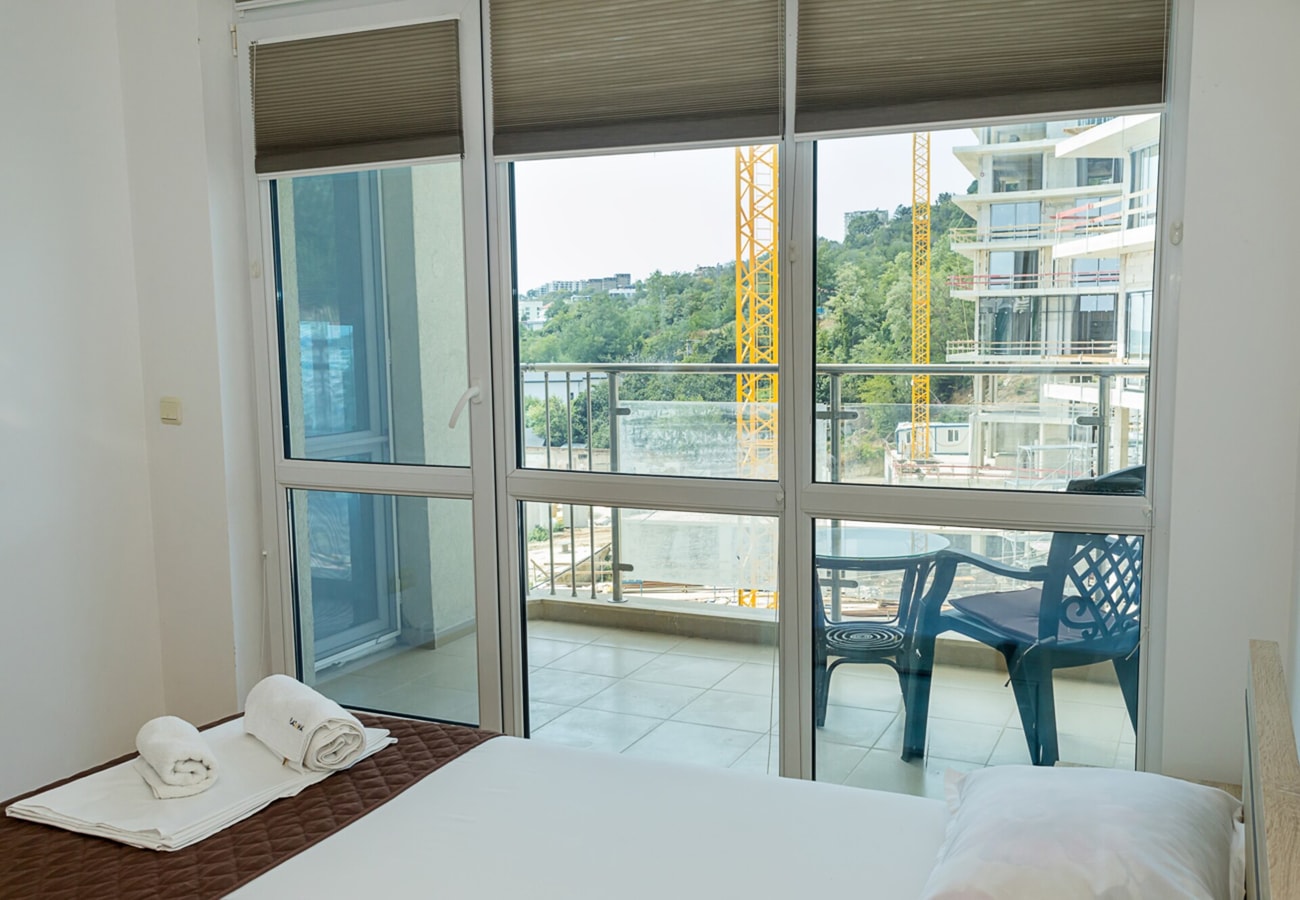 Kabakum 1BR Retreat with Parking, Steps to Beach 13 Flat Manager Booking