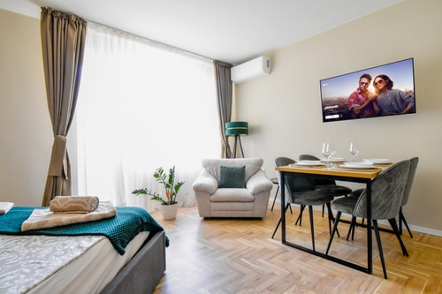 Yordan Bulgaria Studio · Sunny Sofia Studio with Balcony 3 Flat Manager Booking