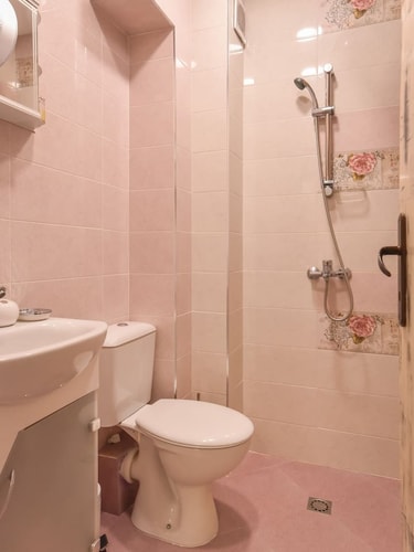 Vintage Spot - Colorful One-Bedroom Apartment 17 Flat Manager Booking