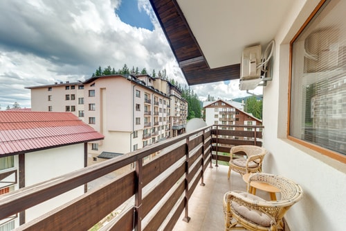 Villa Cometa 1BD - Balcony & Near Slope 7 3 Flat Manager Booking