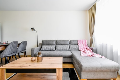 Contemporary City Stay 5 Flat Manager Booking