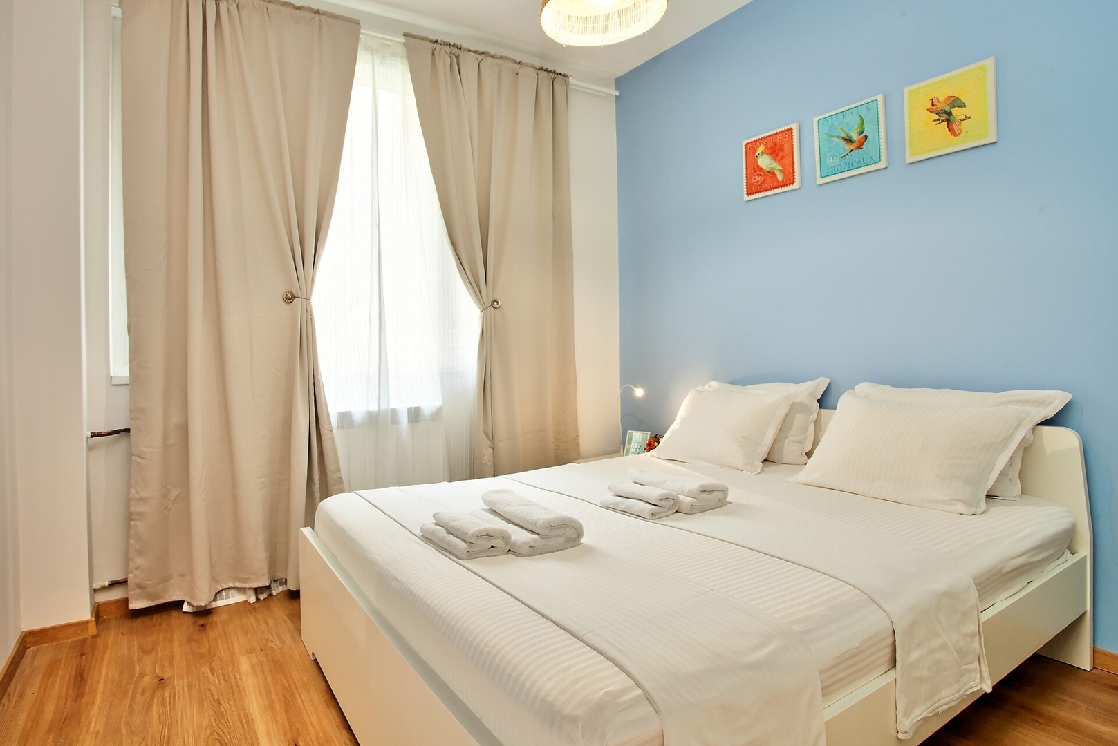 Unbeatable Location Comfy Central Apartment 8 Flat Manager Booking