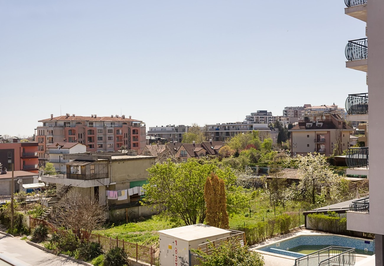 Sunny 1BD Flat in St Constantine & Helena Complex 16 Flat Manager Booking