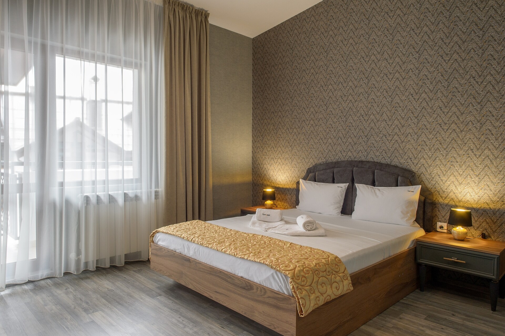 Luxury 2-bedroom apartment by Studenets Center 1 Flat Manager Booking