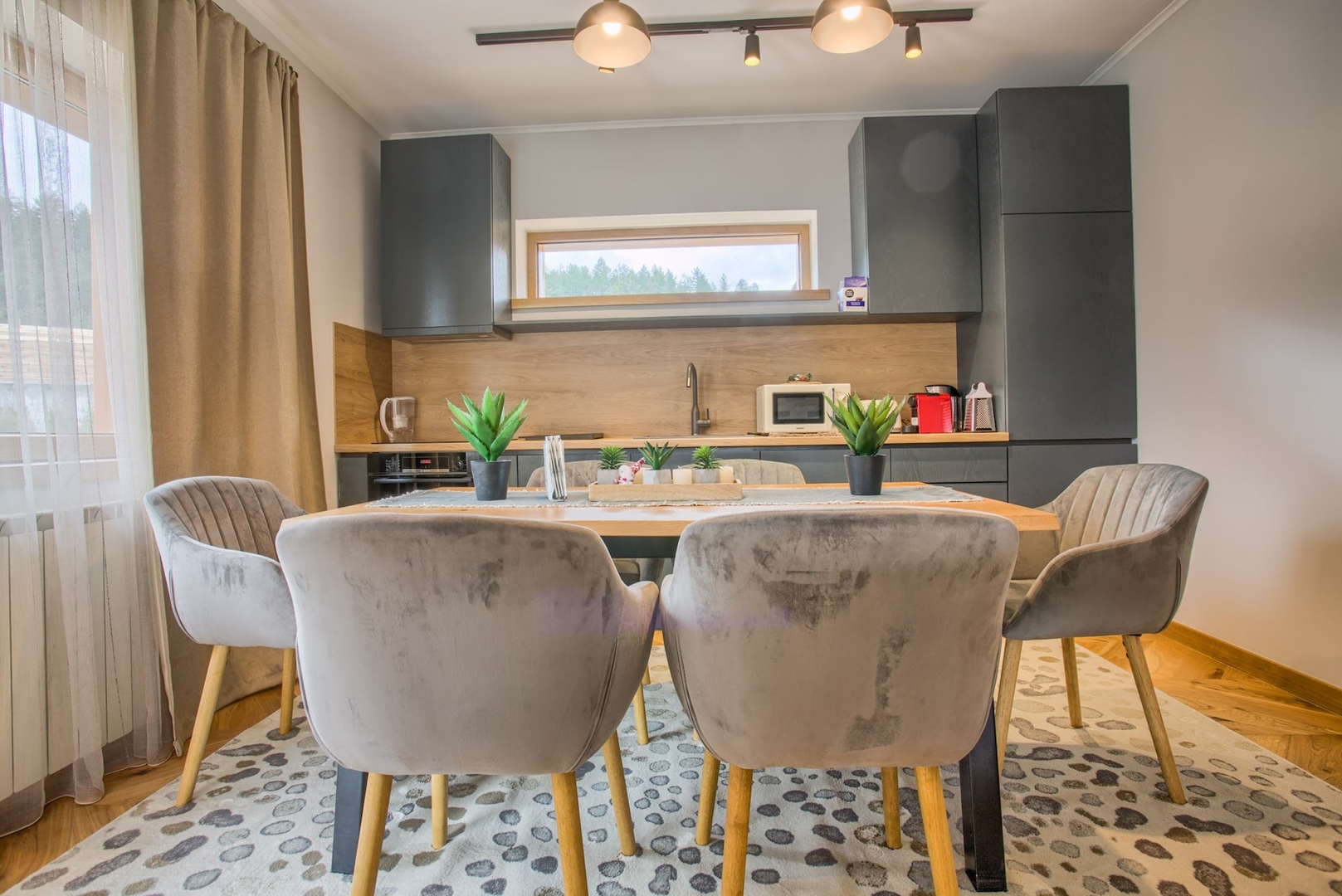 City Escape - 4 bedroom villa in Grand Therme 9 Flat Manager Booking