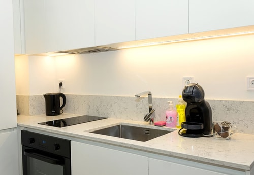 Center оf Varna: 1BD  with terrace & desk 7 Flat Manager Booking
