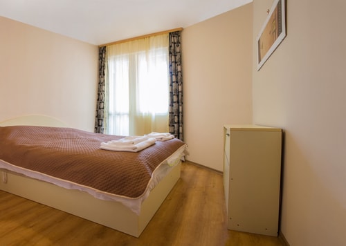 GLORIOUS - 2-Bedroom apartment near Youth Hill 3 Flat Manager Booking
