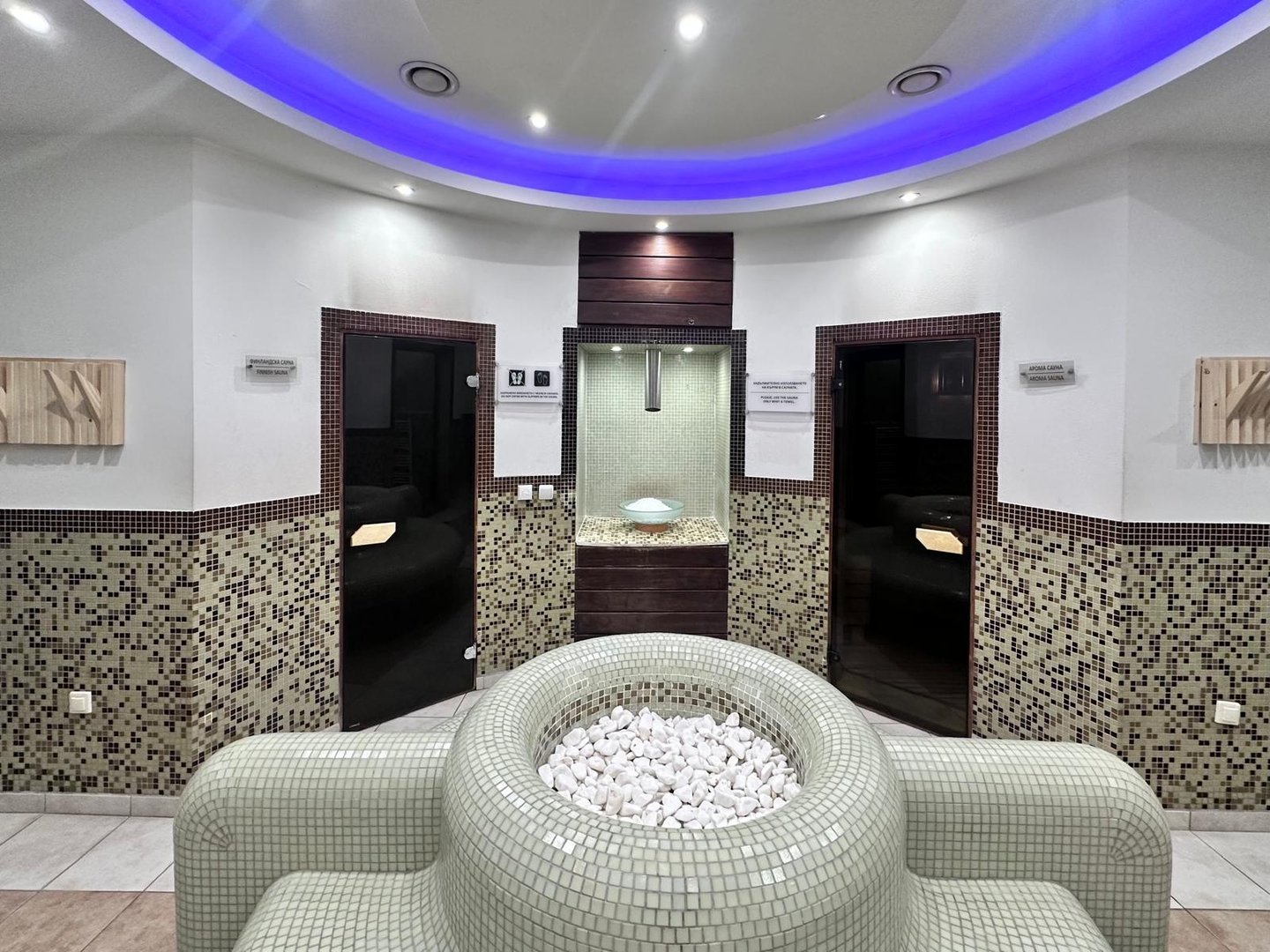 Elegance28 – Stylish Mountain Retreat in Bansko 27 Flat Manager Booking