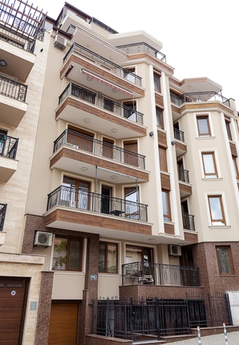 Stylish 1BR Steps from Sea Garden | Central Varna 22 Flat Manager Booking