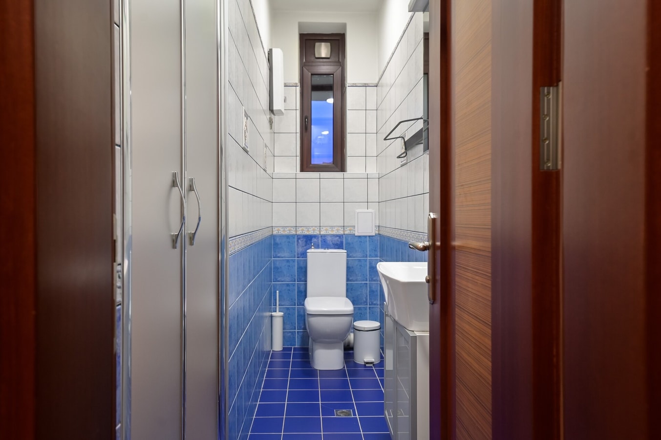 Life in Colors ~ Two-Bedroom Premium Apartment 22 Flat Manager Booking