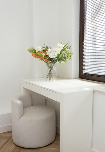 Serenity ~ 2BD Apartment with Balcony & Desk 2 Flat Manager Booking