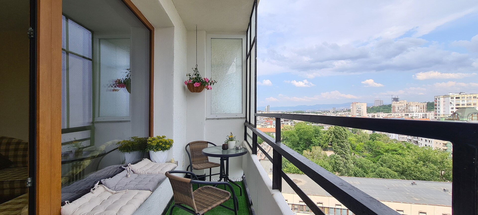 Panoramic and Spacious Flat near the City Centre 11 Flat Manager Booking