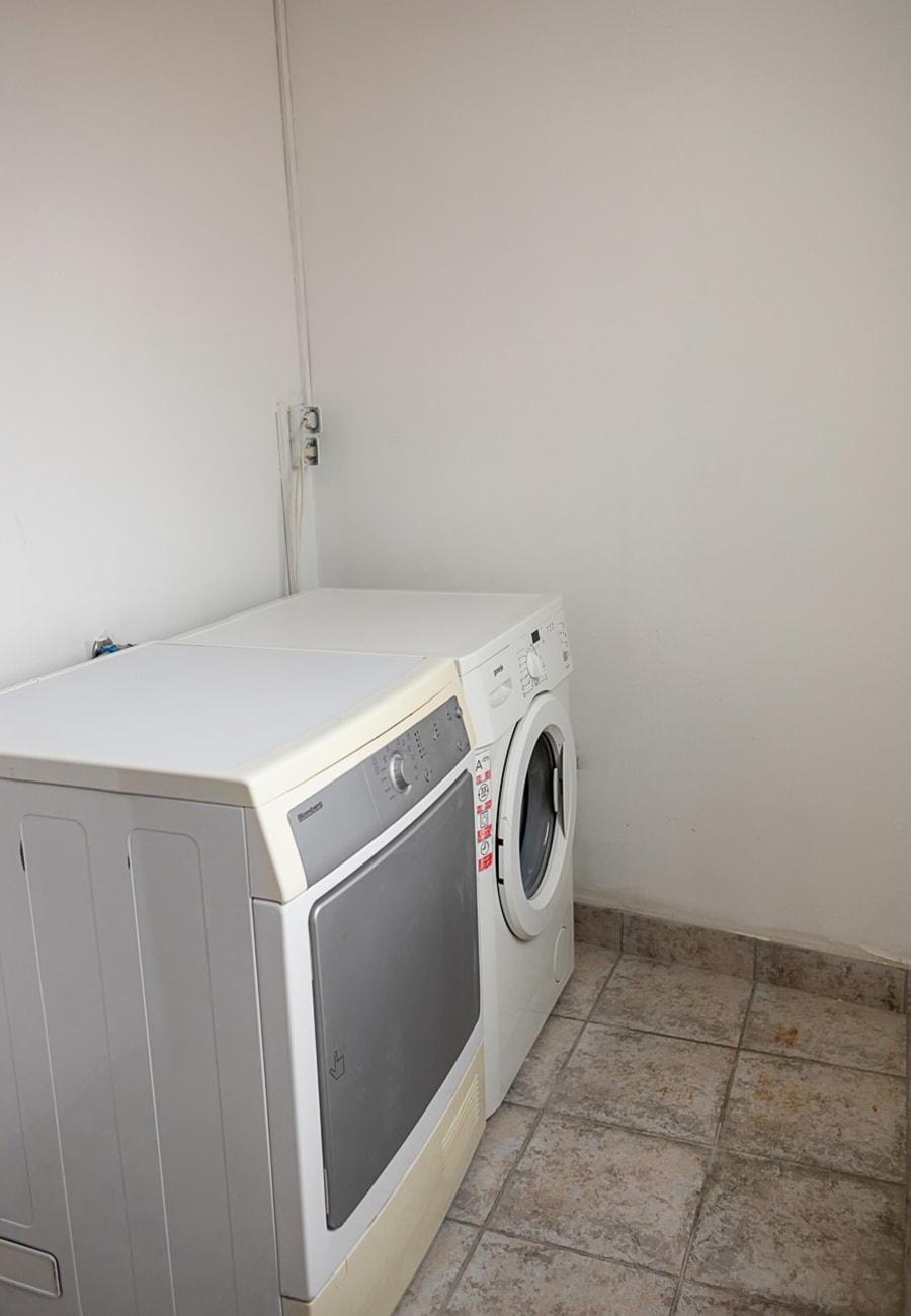 3BD Maisonette with Sea Views - Next to Sea Garden 33 Flat Manager Booking