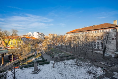 Charming 1BD Apartment Next to Women's Market 15 Flat Manager Booking