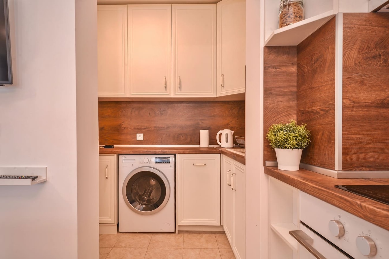 South Park, Vitosha View, 2-BDR, 2-BTHR Apartment 9 Flat Manager Booking