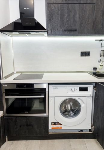 New Black & White Flat 5 Min Away From Sea Garden 10 Flat Manager Booking
