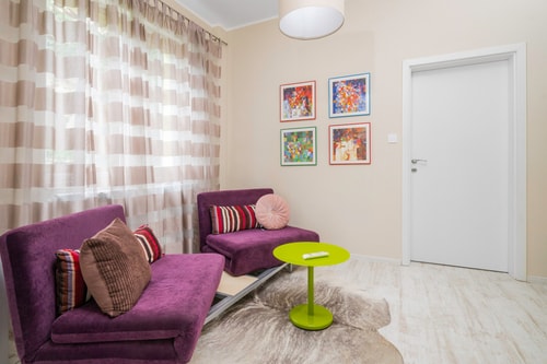 Cozy Nest near Eagle's Bridge with Workspace 0 Flat Manager Booking