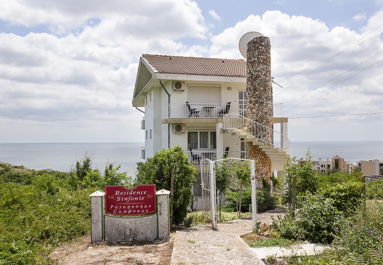 Two Identical 2BD Flats with Sea View in Balchik 19 Flat Manager Booking