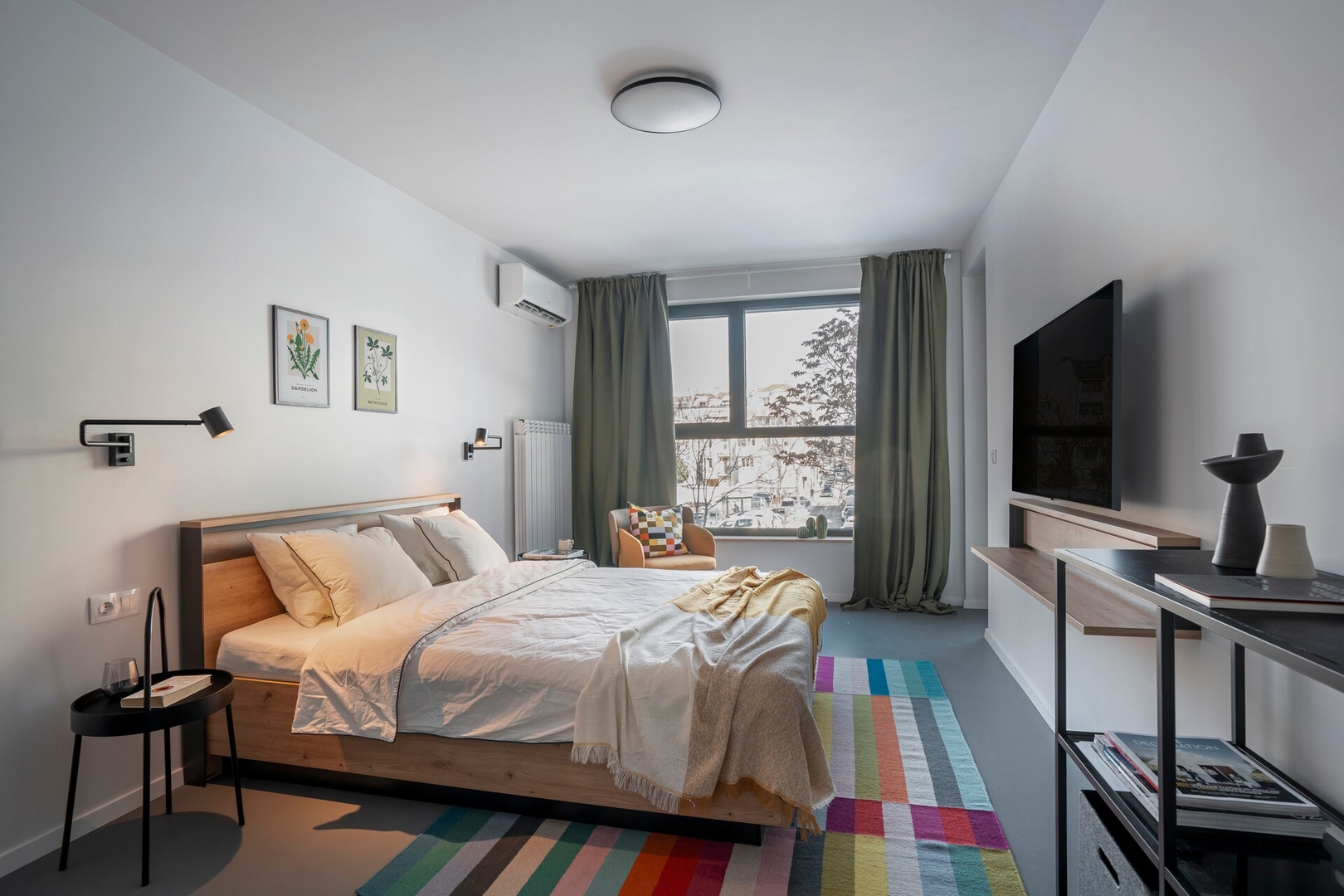 Aviva City Stay – 3 Private Studios Downtown 1 Flat Manager Booking