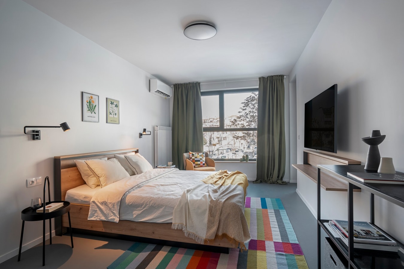 Aviva City Stay – 3 Private Studios Downtown 1 Flat Manager Booking
