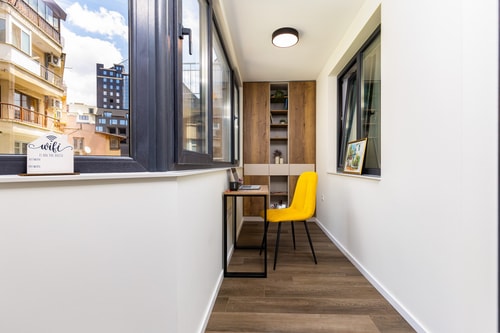 Stylish 1BD with Desk in Karshiaka 8 Flat Manager Booking
