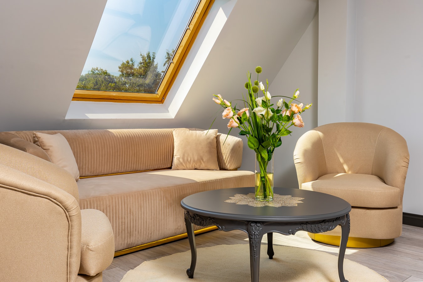 Central Apartments with Garden view - Apt No. 8 Flat Manager Booking