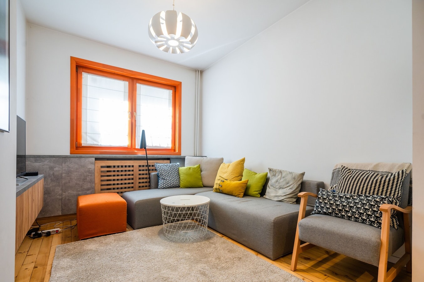 Colorful Getaway right next to NDK 2 Flat Manager Booking