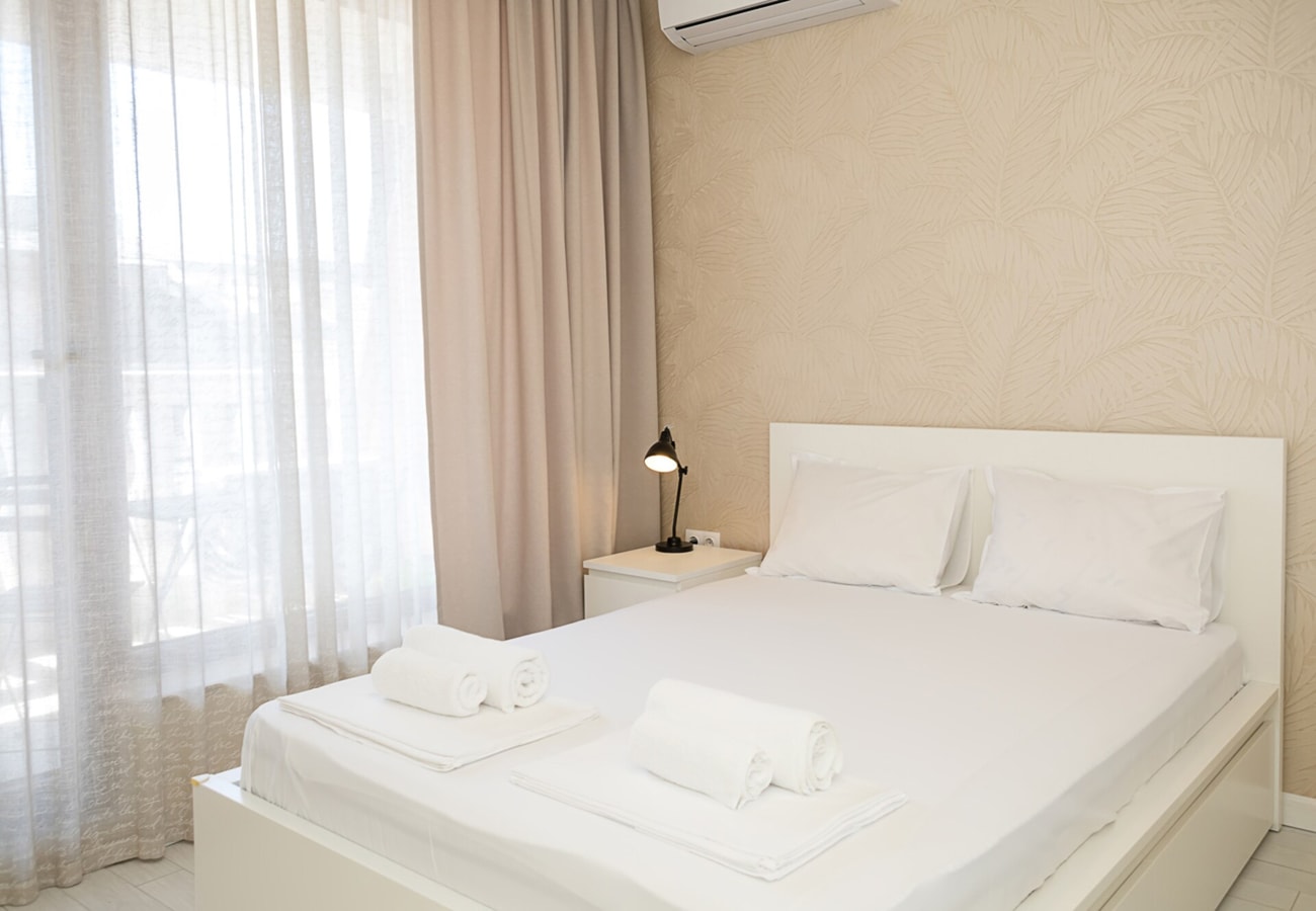 Elegant 1BR Apartment in the TOP Center of Varna 2 Flat Manager Booking