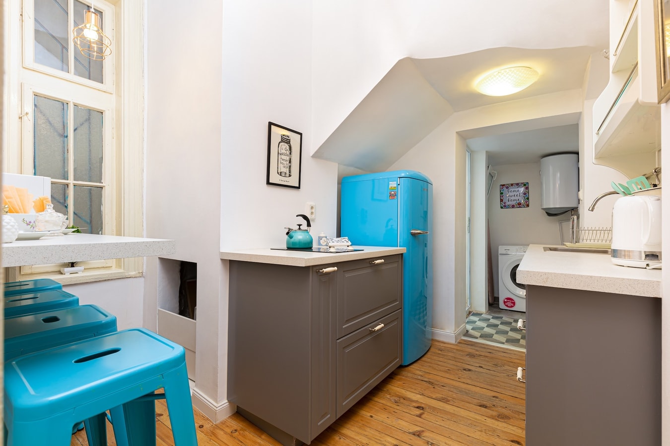 The Old Town Vintage 2-Bedroom Jewel 10 Flat Manager Booking